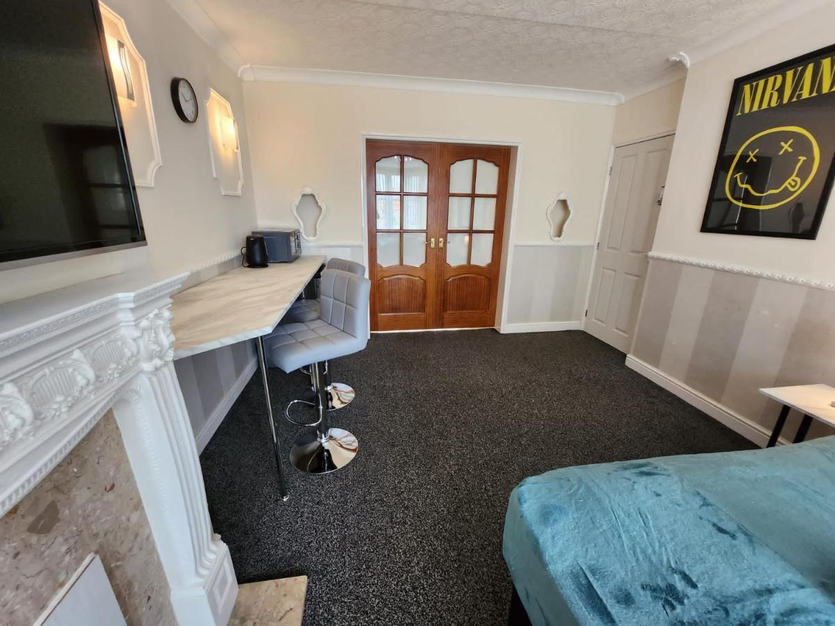 Hotel Sheldon Shared House Solihull Exterior foto
